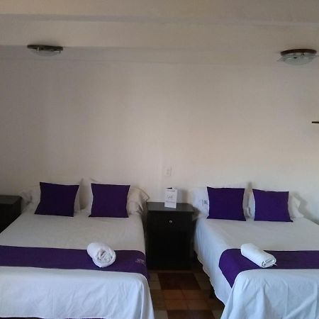Hotel Posada Laura 圣胡安德里奥 外观 照片